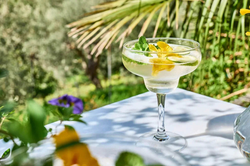 11 Garden Cocktail Ideas Without The Alcohol | Bel Nada - Bel Nada 